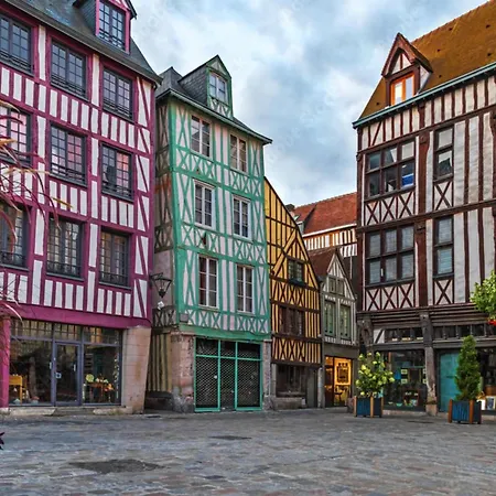 Le Music Votre Joli F2 Au Coeur De ! Rouen